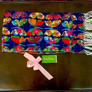 Lilly Pulitzer scarf - Bright Navy Out There